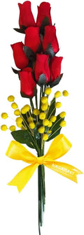 NARAMAKI Idea Regalo Uomo e Donna Bouquet di Rose - 8 Boccioli Rossi Con Petali Legno + 2 Mimose Artificiali - Regalo Compleanno/Laurea (BOUQUET)