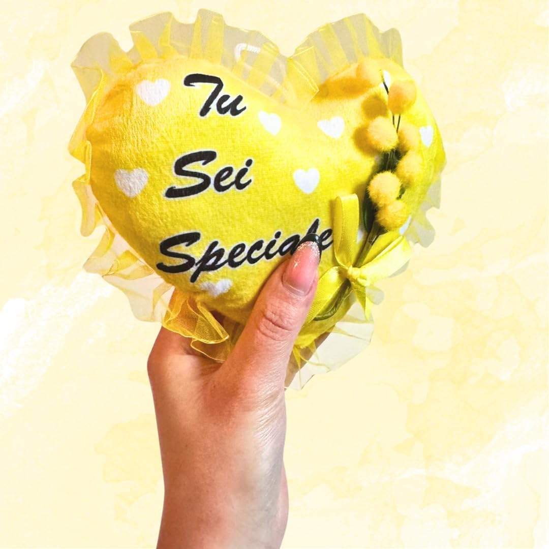 NARAMAKI® Idea Regalo Maestra - Peluche Orsacchiotto Con Mimosa Finta + Baci Perugina 37,5 + Cuscino Personalizzato a Cuore "Sei Speciale"- Regalo Mamma|Uomo|Donna